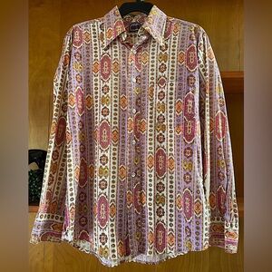 Vintage 1970’s Men’s Button-Up Patterned Shirt